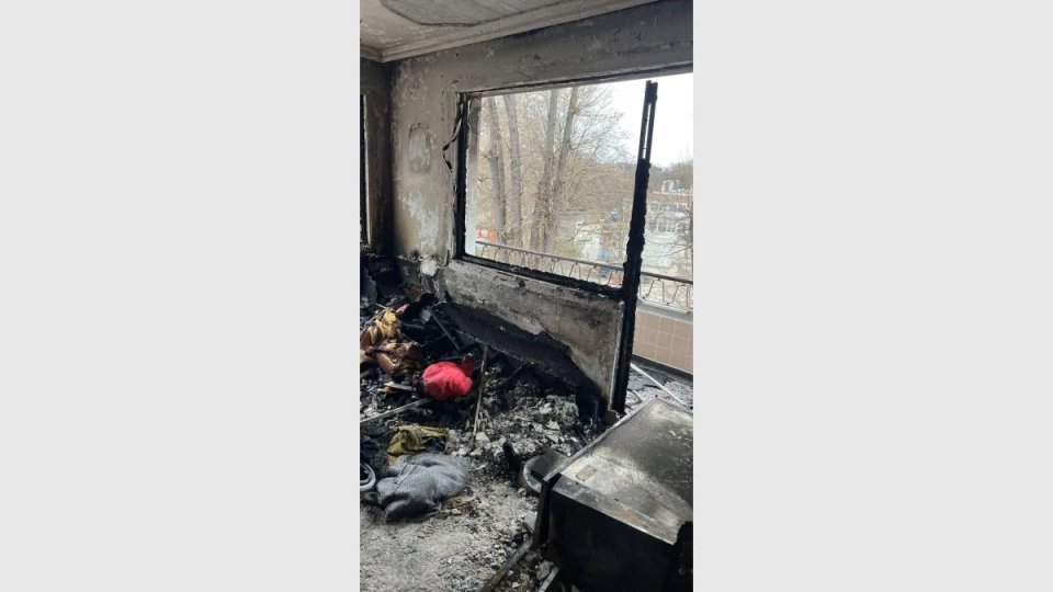 Ужасяваща гледка от изгорелия дом на Веселин Тосев1