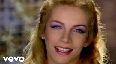 Eurythmics - There Must Be An Angel (Playing With My Heart)