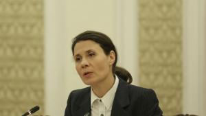 Елисавета Белобрадова Демократична България е внесла въпрос до служебния министър