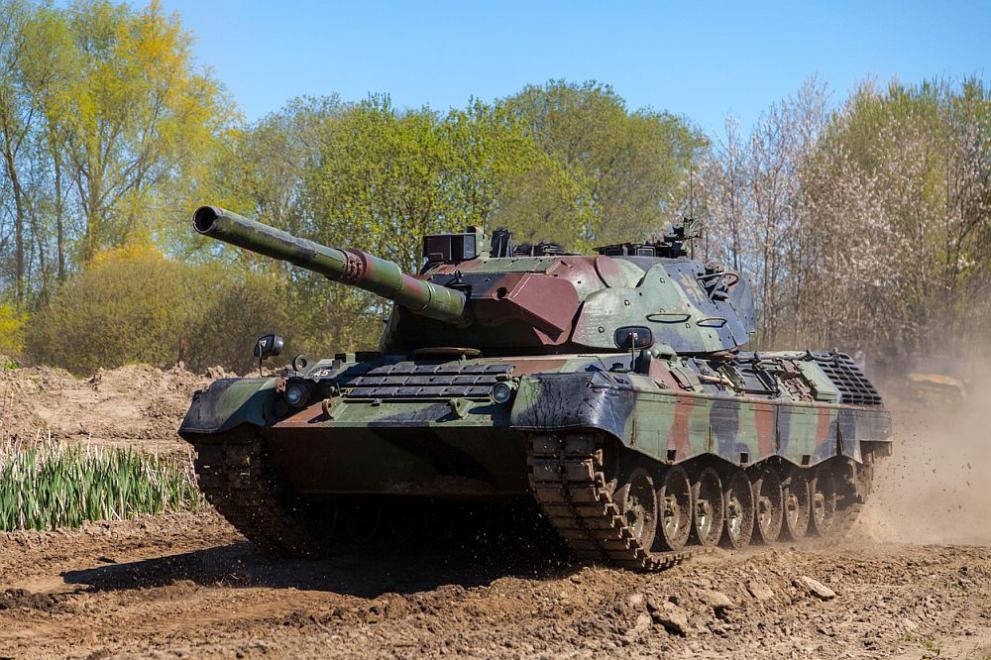 Германското правителство одобри доставката на 88 стари танка Леопард 1“