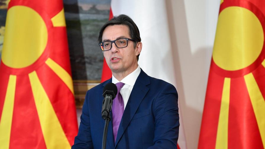 Президентът на РС Македония и неговият кабинет не са получили заплатите си за януари