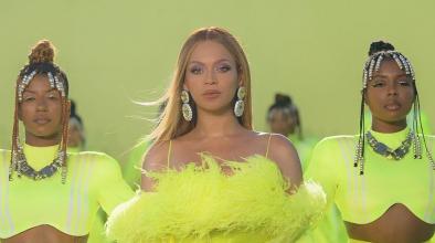 Beyonce срещу Adele в битка за 65-ите Grammy Awards