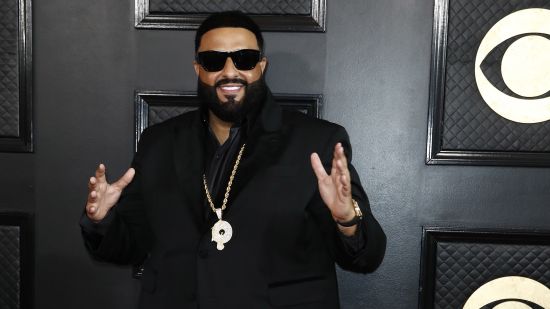 Jay-Z, DJ Khaled и Lil Wayne изпяха "God Did" на финала на наградите Грами