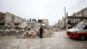 Мощното земетресение в Турция отне стотици животи в Сирия и