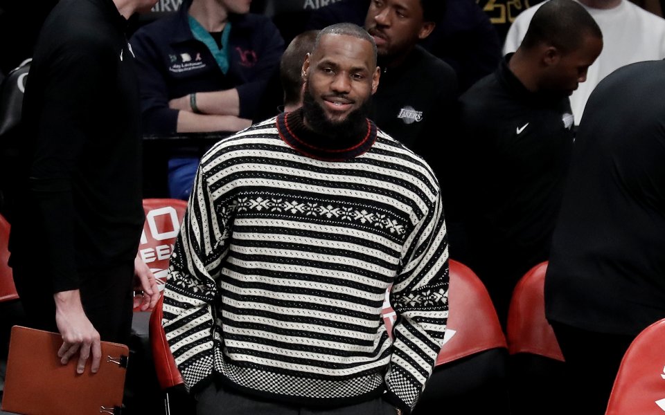 Нападателят на Лос Анджелис Лейкърс ЛеБрон Джеймс може да пропусне