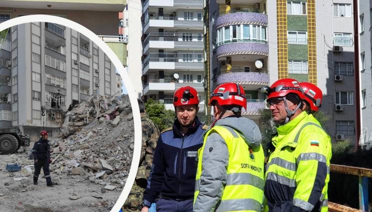 Сотир Лазаров - Първият БГ пожарникар, пристигнал в Адана, пред „Телеграф“: Търсим оцелели под 14-етажен блок