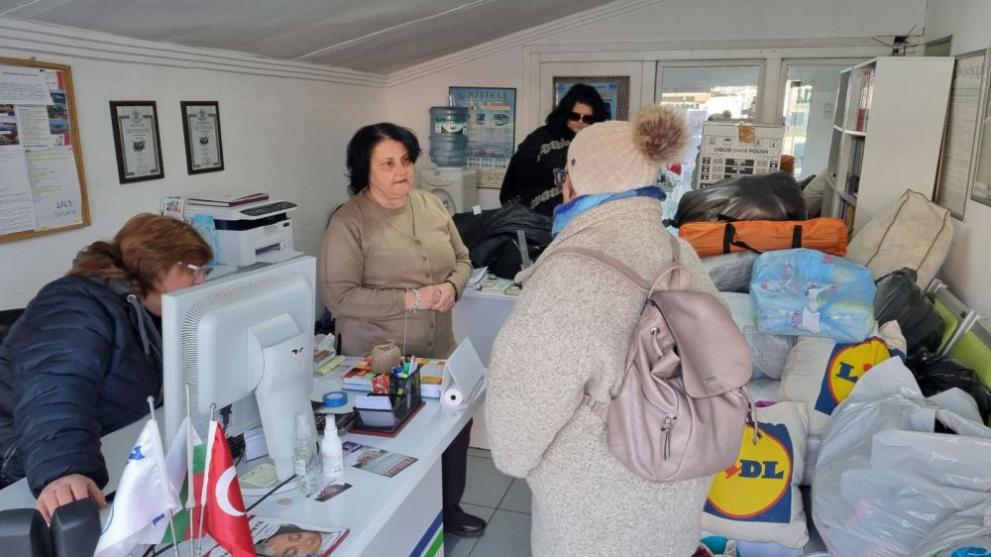 Вълна от съпричастност с пострадалите от мощното земетресение в Турция
