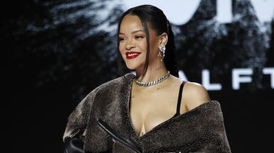 Rihanna подготвила 39 списъка с песни за Супербоул