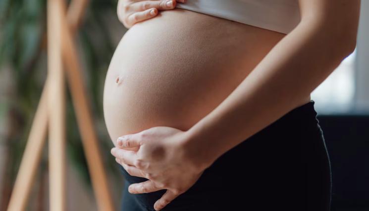 майка - Наплив от бременни рускини в Аржентина