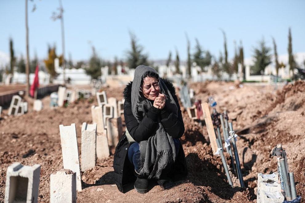 Броят на загиналите при земетресенията в Турция нарасна до 40