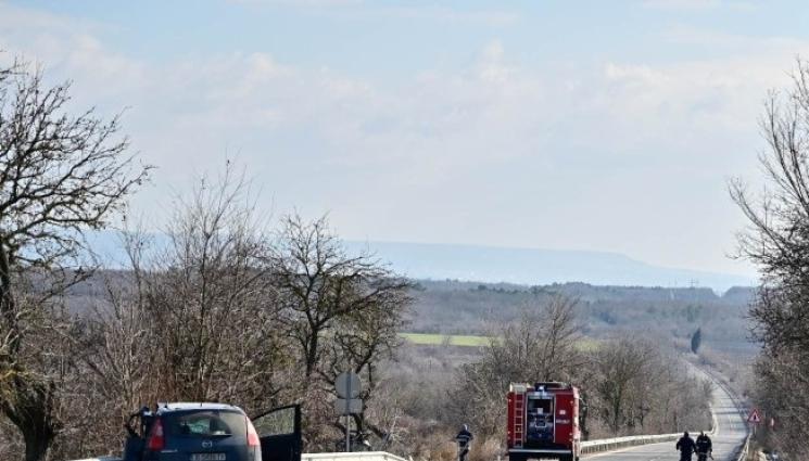 катастрофа - СЛЕД УЖАСЯВАЩАТА КАТАСТРОФА: МВР с подробности за мелето с четирима загинали край Варна (СНИМКА)