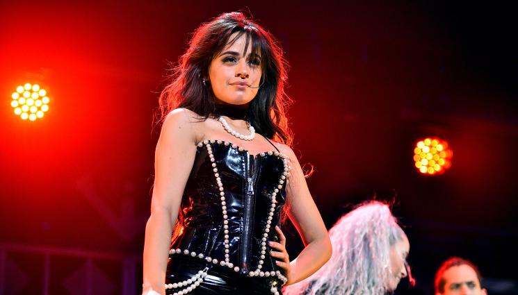 Камила Кабейо - КРАЙ: Камила Кабейо заряза поредното гадже