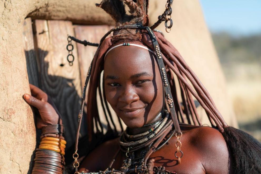 Хората от племената овахимба и овазимба в областите Кунене и