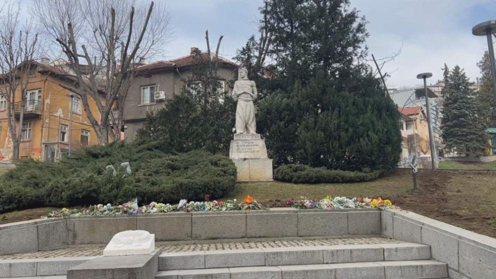  Васил Левски Велико Търново 