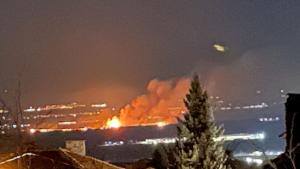 Пожар гори край софийското село Равно поле предаде БГНЕС Огънят