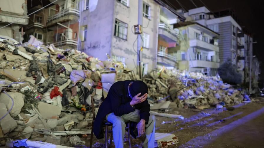 <p>Нови жертви след последния силен трус в Турция</p>