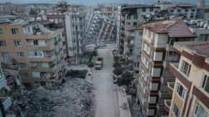 Шестетажна сграда се срути днес в югоизточния турски окръг Малатия