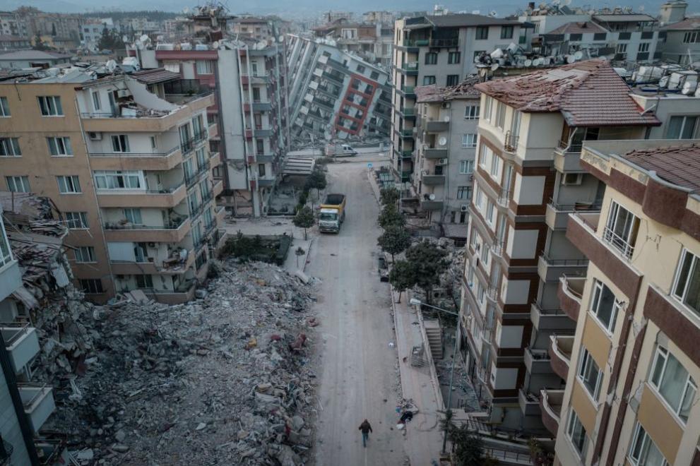 Шестетажна сграда се срути днес в югоизточния турски окръг Малатия,