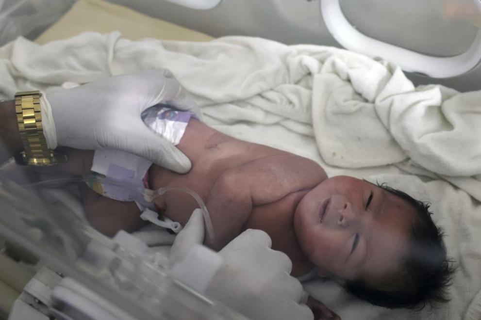новородено Сирия