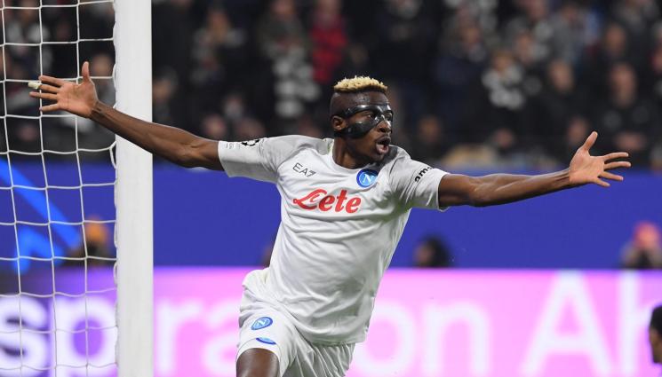 Наполи - Наполи със сериозна стъпка към 1/4-финалите след 2:0 над Айнтрахт във Франкфурт