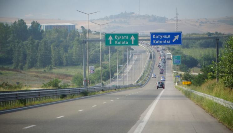 граница - ЩУРМ: Погнаха туроператорите и превозвачите на границата с Гърция