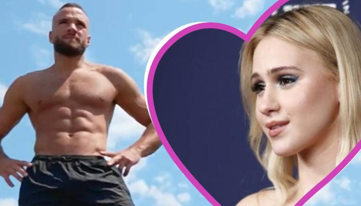 Мария Бакалова Валери Григоров - Мария Бакалова на ски в Шамони с цялата фамилия на гаджето си