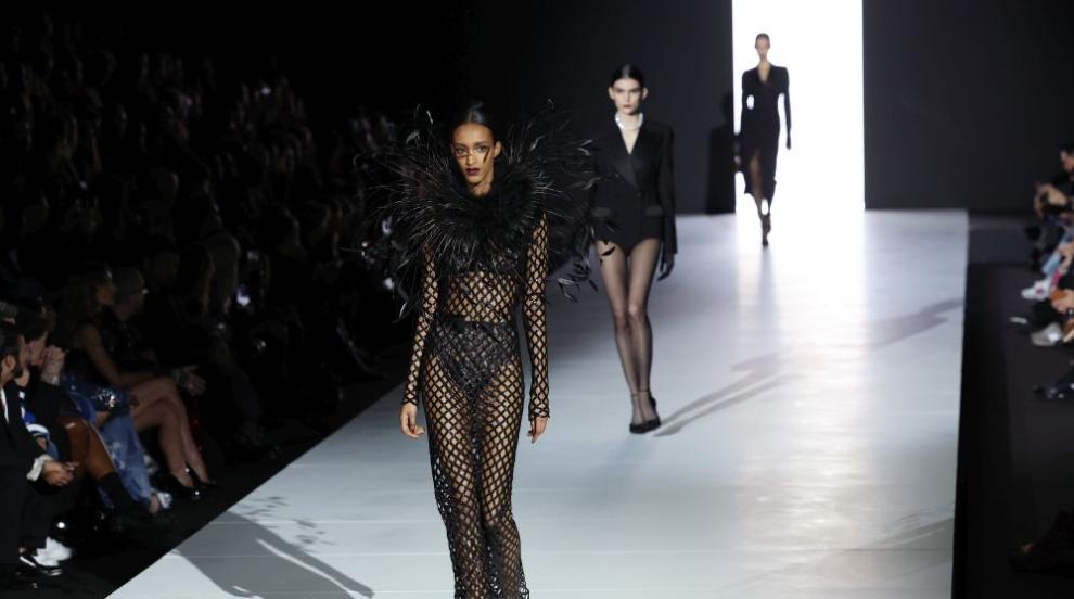 Провокативни силуети: Dolce & Gabbana с изненадващ обрат в модната линия (ГАЛЕРИЯ)