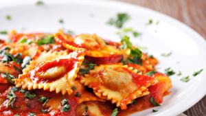 Италианските ресторанти във Великобритания трябваше да се откажат от доматите