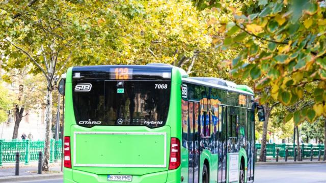 Предизвикателство: Безплатен билет за автобус срещу 20 клякания в Румъния (ВИДЕО)