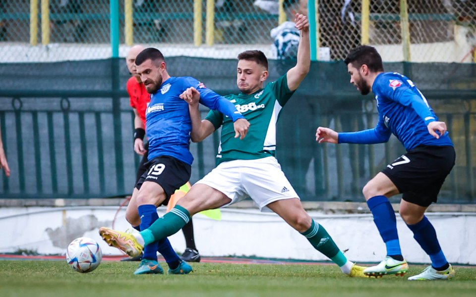 Пирин Благоевград и Черно море играят при 0:1 в мач