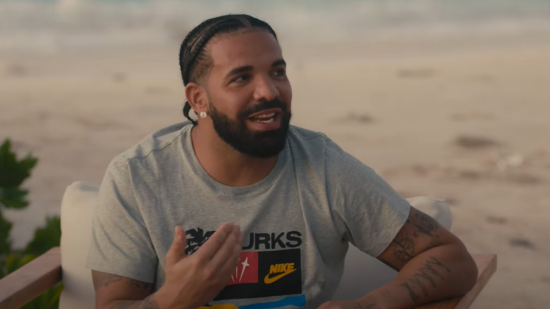 Drake съжалява, че е споменавал бившите си в песни