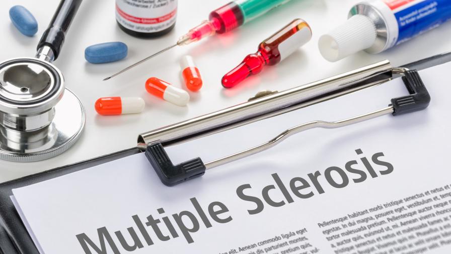 Коварната множествена склероза: Симптомите и звездите, които се борят със заболяването