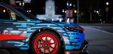 <p>Honda CR-V Hybrid Racer</p>