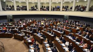 Парламентът на Финландия прие днес закона който позволява на страната