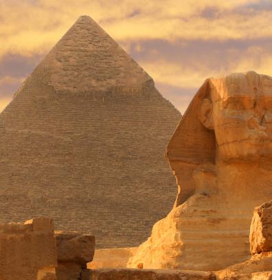 Хеопсова пирамида