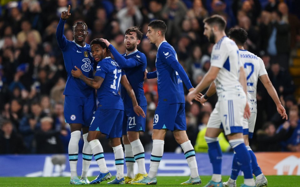 Бен Чилуел може да продължи кариерата си в Манчестър Сити,