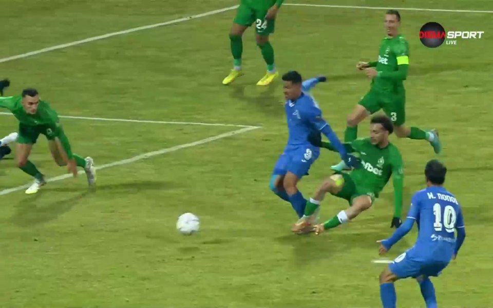 Хебър ще приеме Левски в неделния ден на препълнения стадион