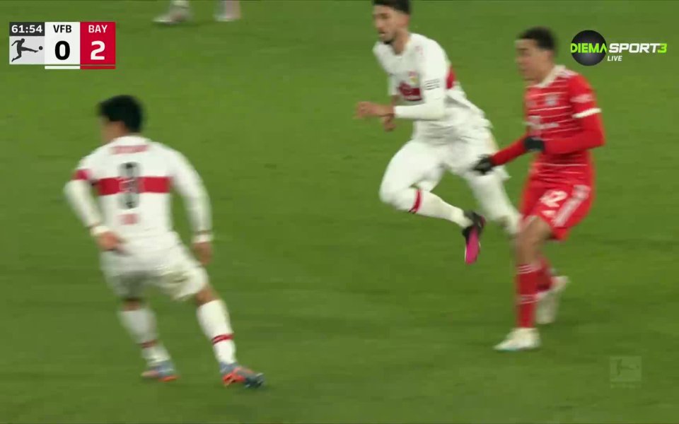 Байерн удвои аванса си срещу Щутгарт чрез Ерик-Максим Чупо-Мотинг. Камерунецът