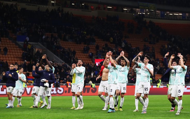 Интер пречупи Лече и се върна на второто място