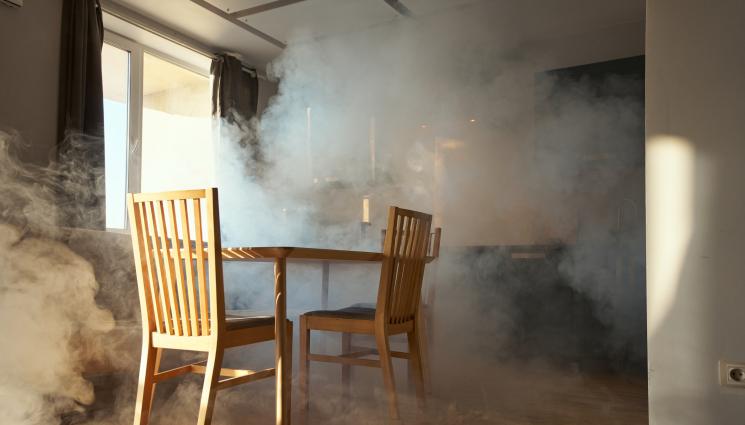 пушек дим къща - СЪСЕДСКИ НЕВОЛИ: Жители на блок пропищяха заради отоплителна инсталация, не можели да дишат