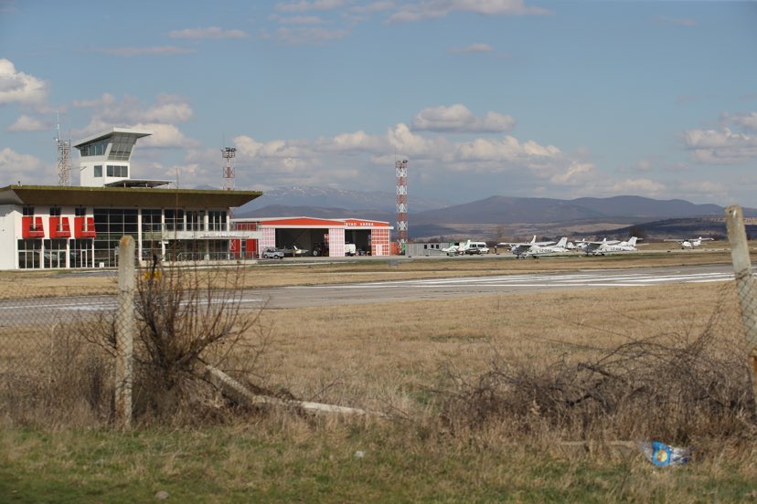 самолет Лесново