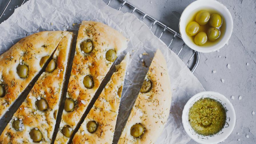 Кулинарно вдъхновение: Безглутенова фокача с маслини