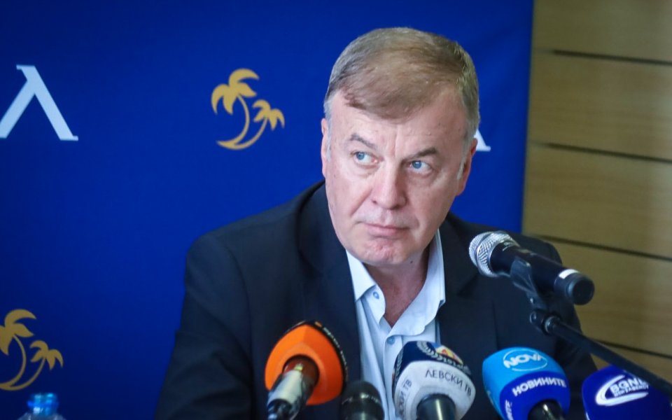 Мажоритарният собственик на Левски, Наско Сираков, сподели, че основните решения,