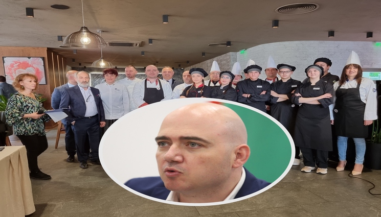 Илин Димитров - НОВО АМПЛОА: Министър стана помощник-готвач на ученичка