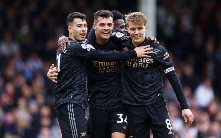 Доминантен Арсенал разби Фулъм при завръщането на Жезус и отново дръпна на Ман Сити