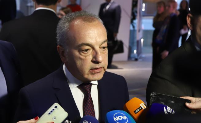 Гълъб Донев: Няма да има таван на цените, а на надценките