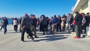 Рибари от цялото Южно Черноморие протестират на пристанището в Поморие