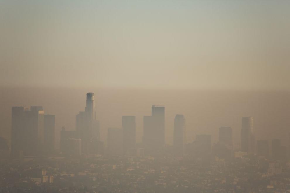 Почти цялото население на света диша замърсен въздух, като само