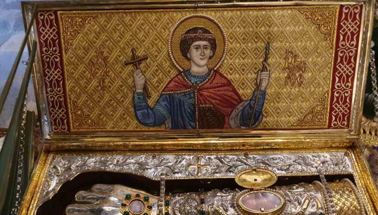десницата на Свети Георги - С благословията на патриарх Неофит: Посрещаме десницата на Свети Георги