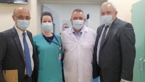 Министърът на здравеопазването д р Асен Меджидиев и заместник министър председателят по